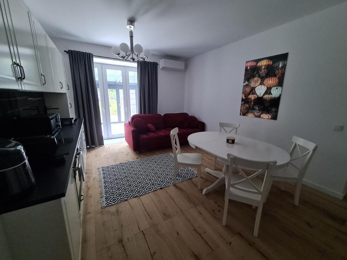 Apartamenty Osmolice W Stawach Deblin Ngoại thất bức ảnh